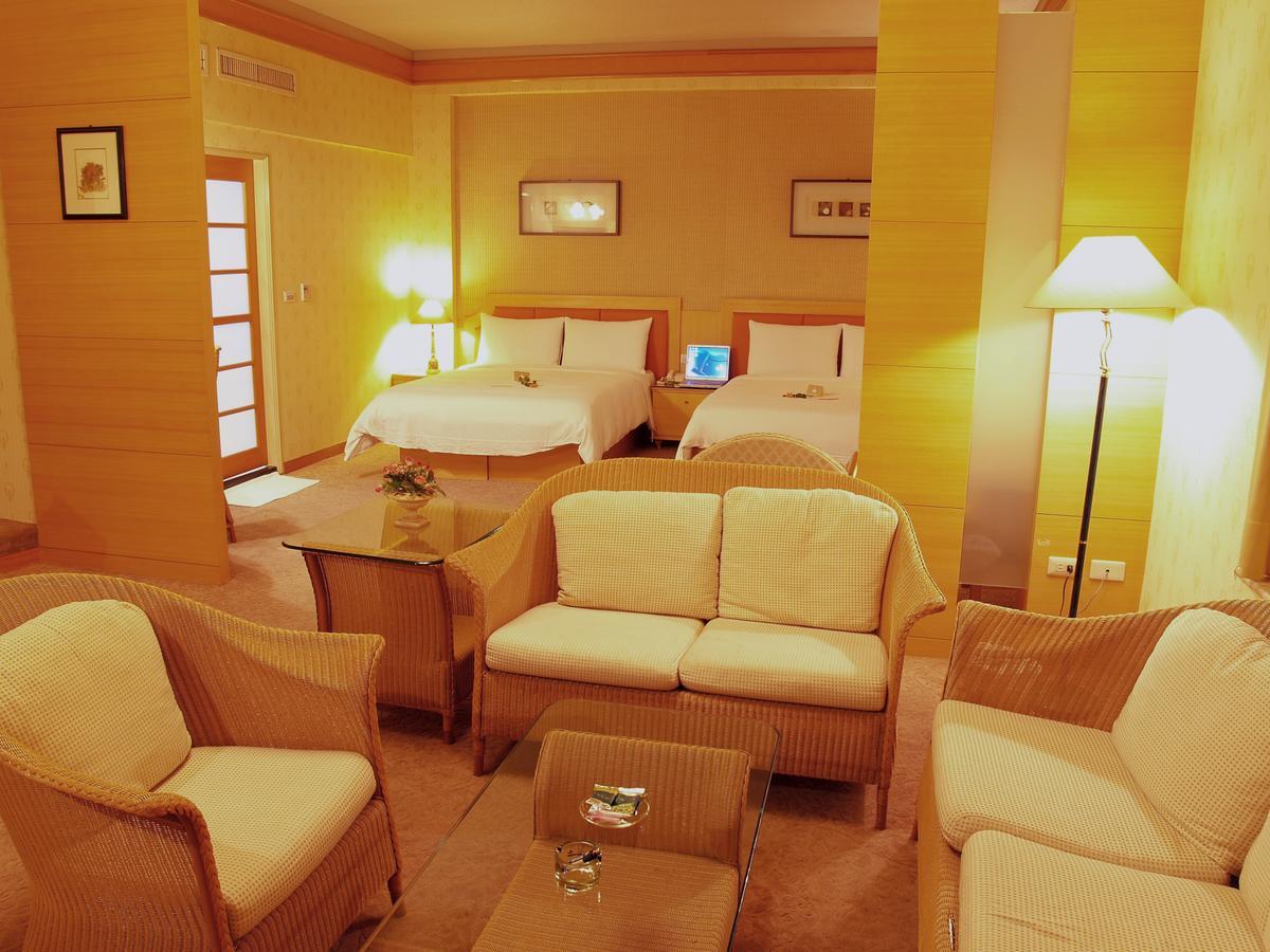 Park Motel Цзяї Екстер'єр фото